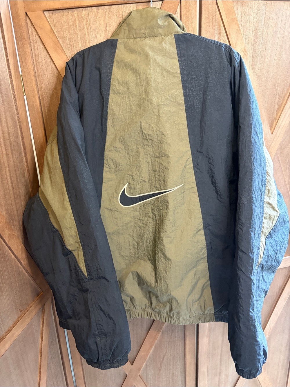 NIKE AIR Vintage Colorblock Big Swoosh Insulated Jacket EXTRA LARGE - NO HOOD -